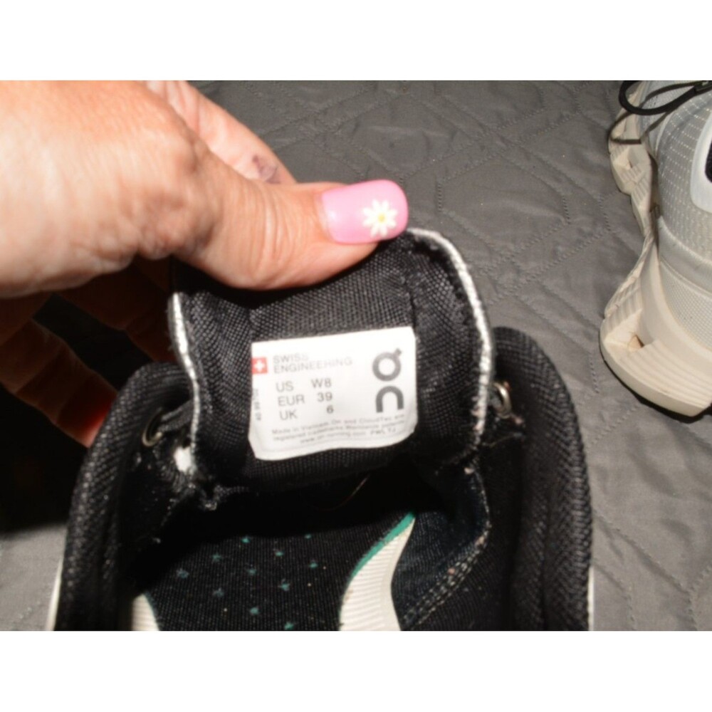 On Cloud X Women's Sz 8 Running Shoes White Black Mesh Sneakers EU 39 Athletic - Picture 9 of 9